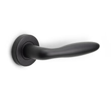 Formani BASICS LB18 massieve deurkruk gev.op rozet zwart